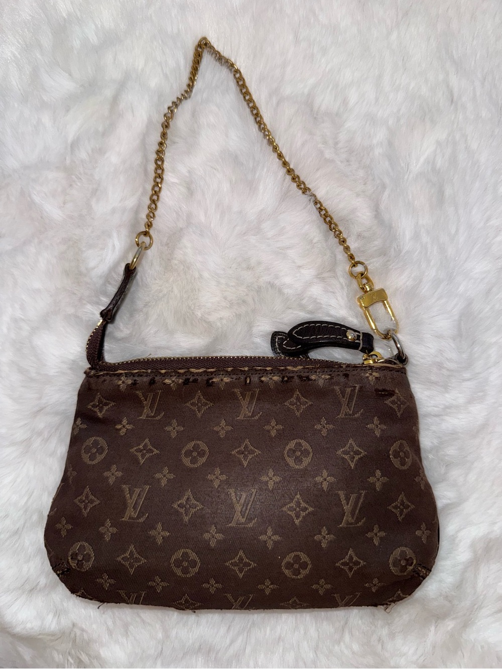 Louis Vuitton Brown Monogram Canvas Mini Lin Pochette with Chain Wristlet - Picture 4 of 15